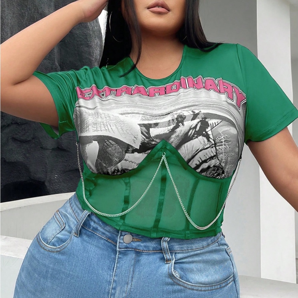Plus size printed crop top with chain detail.